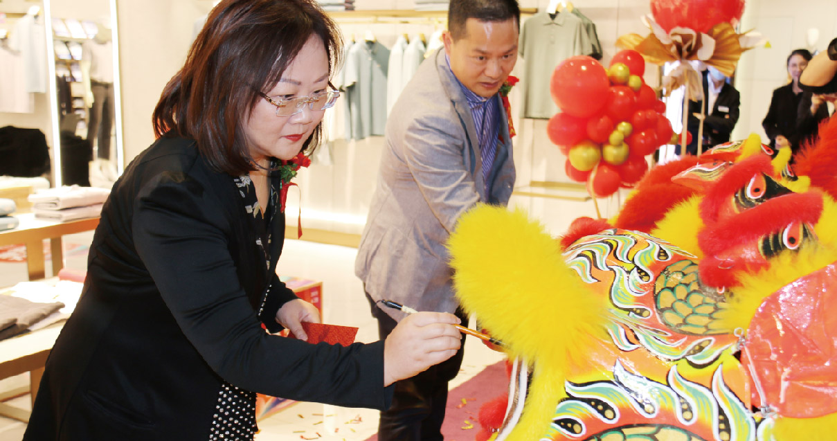 西安耀彩网百货（熙地港店）