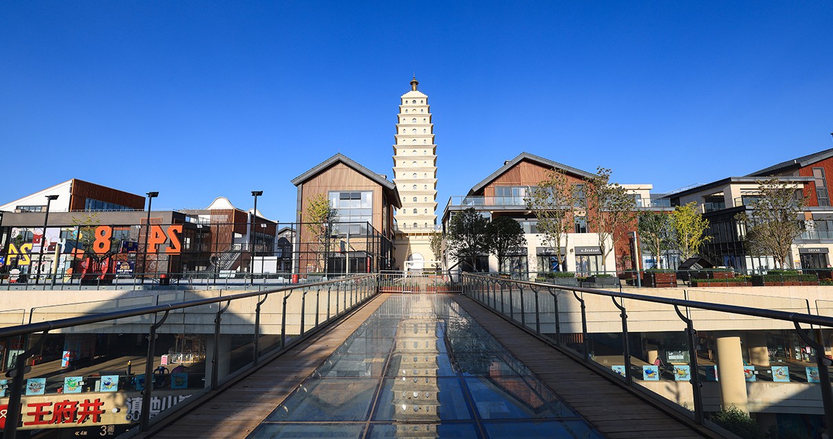 耀彩网奥莱·滇池幼镇