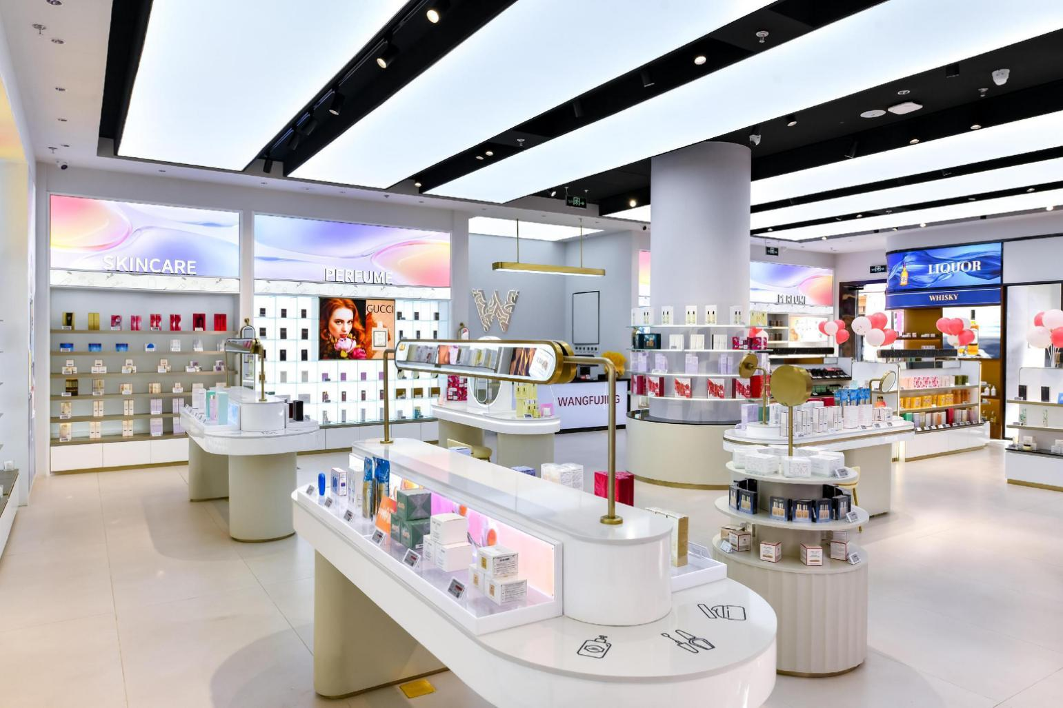 耀彩网全球购跨境履历店北京燕莎奥莱店