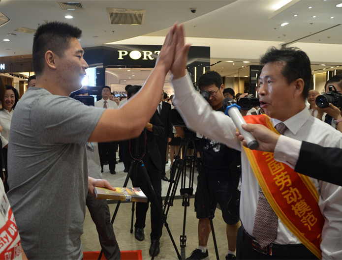 首页| 耀彩网官方网站入口