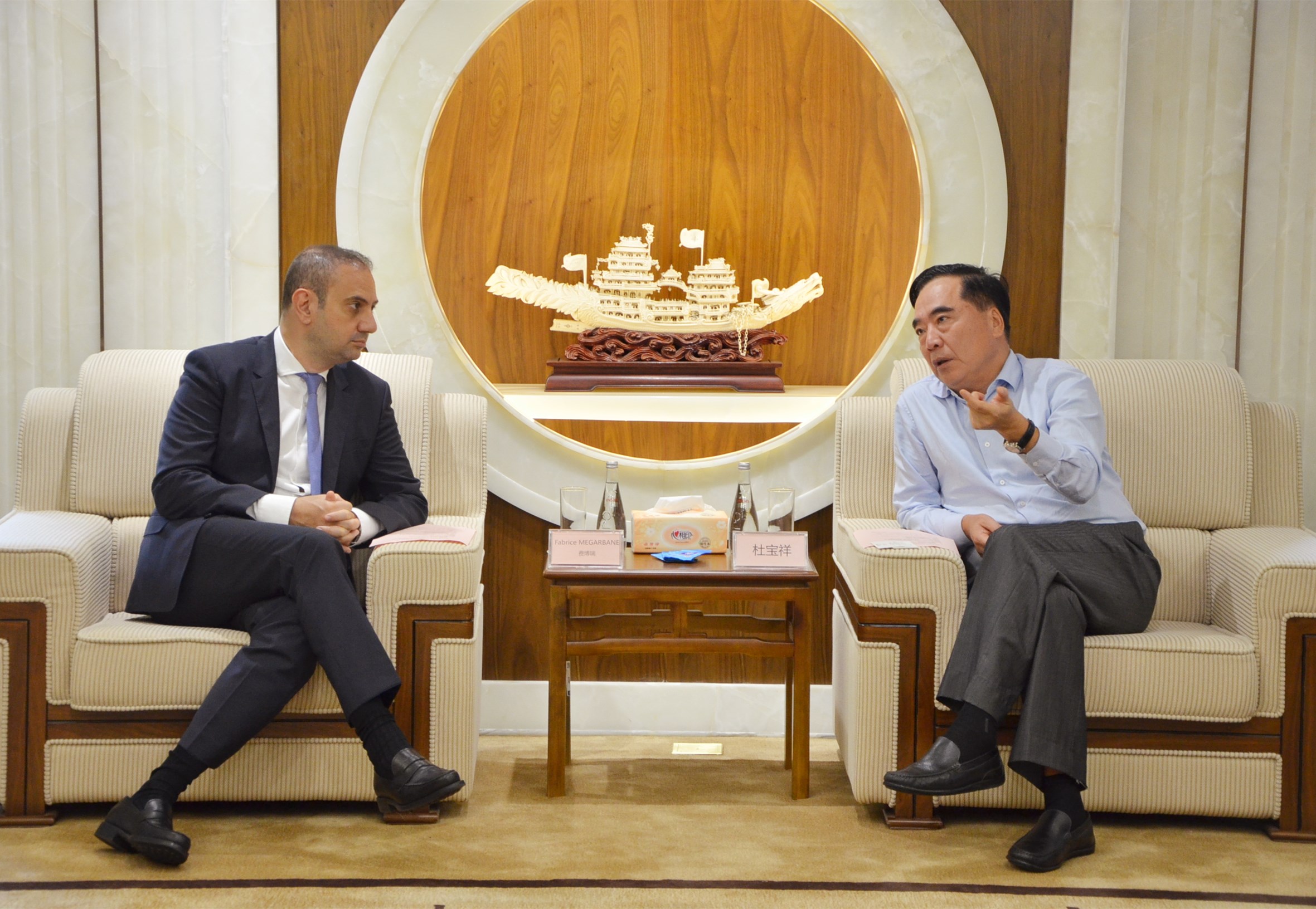 首页| 耀彩网官方网站入口